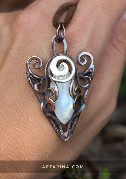 fantasy moonstone wire wrap neckalce