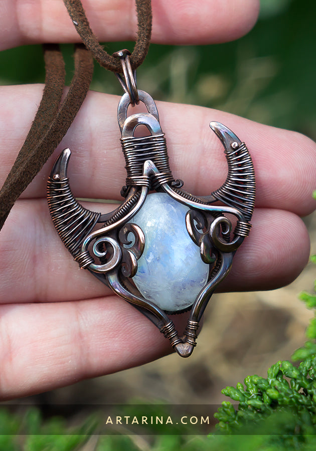 Moonstone wirewrapped neckalce pendant