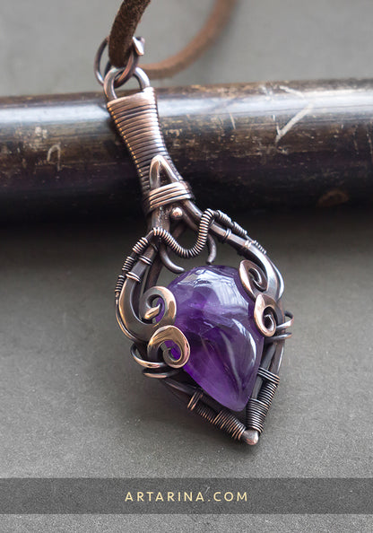 Best jewelry necklaces. Amethyst eye amulet jewelry for you