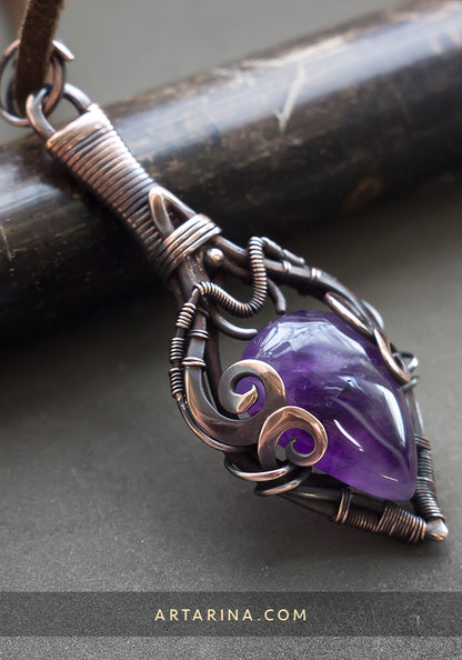 Best jewelry necklaces. Amethyst eye amulet jewelry for you