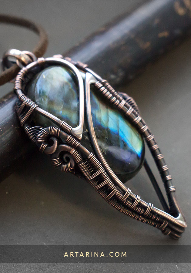 Multicolor labradorite wire wrap necklace pendant