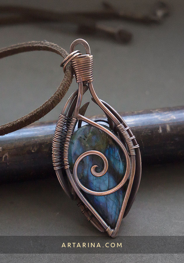 Blue labradorite wire wrap necklace pendant