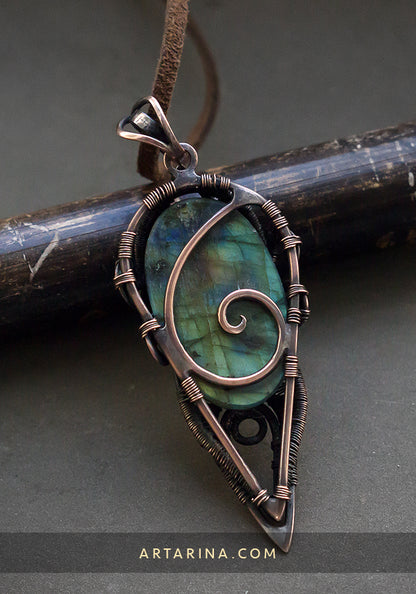 Green labradorite wire wrap necklace pendant