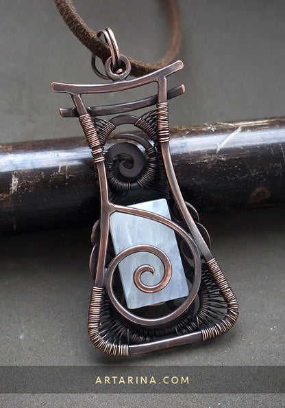 Moonstone wirewrapped necklace