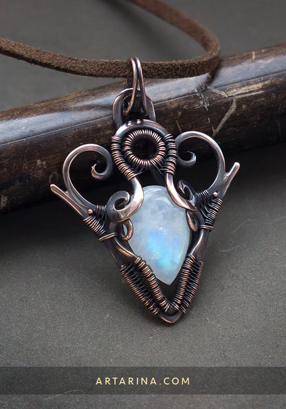 Moonstone wirewrapped necklace