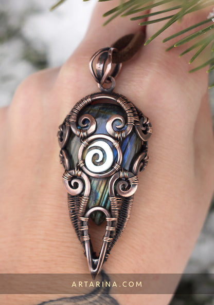 Labradorite copper wirewrapped jewelry pendant