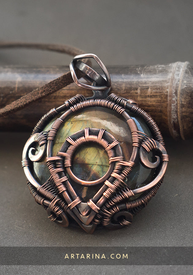 Wire wrapped labradorite necklace