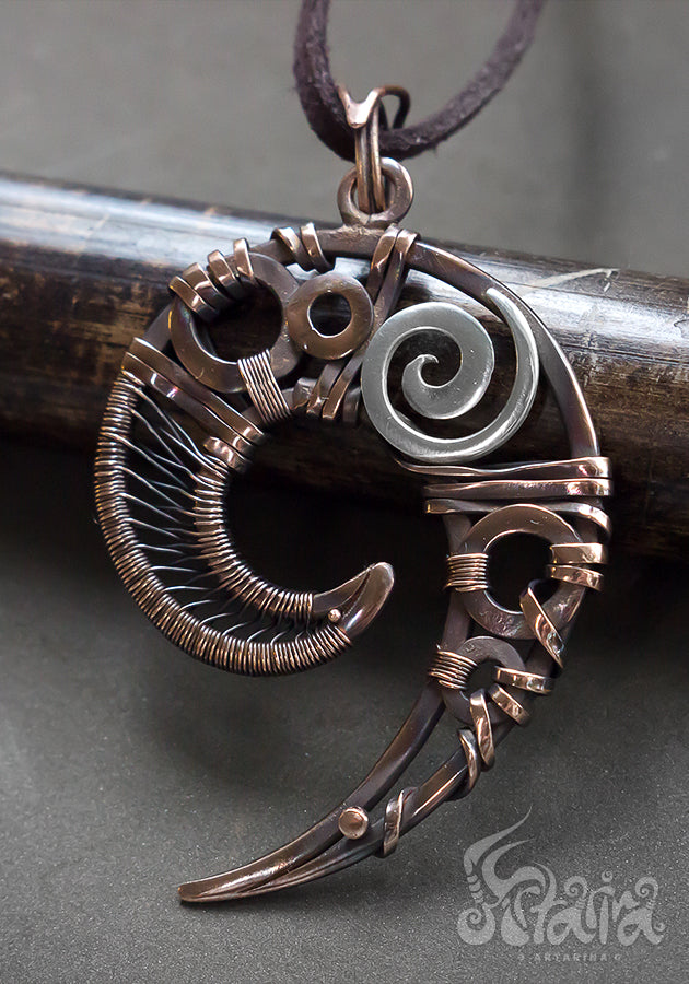 Spiral shaped copper wire wrapped necklace