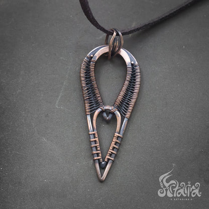 Simple minimalistic wire wrap drop shape pendant | Unique rustic copper jewelry