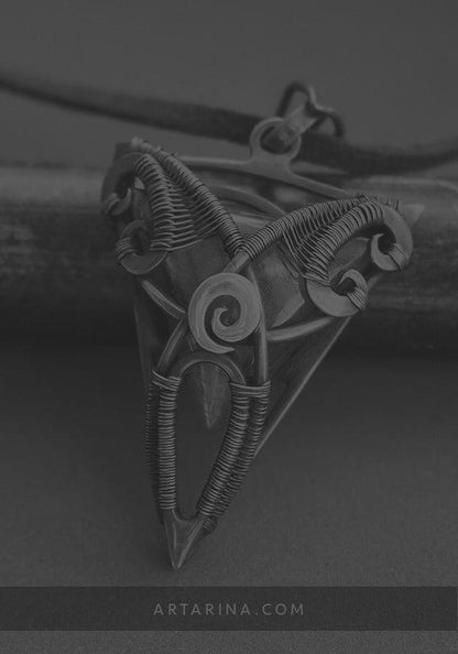 Triquetra triangle pendant